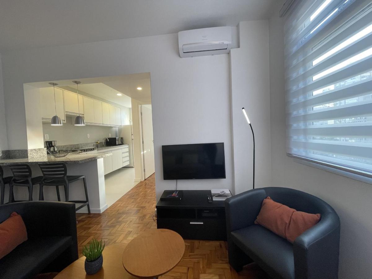 Akile Faria Lima Apartamento *